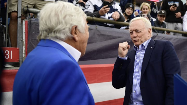 Dallas Cowboys v New England Patriots