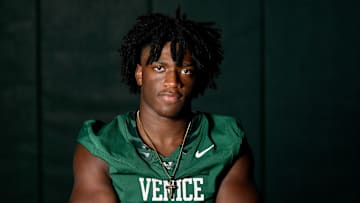Venice High School, JR. #5 Asharri Charles, DE 6’4 235, 4 star, Multiple offers FSU, MIAMI, UF to name a few. Asharri is an elite pass rusher that plays with an extremely high motor. Every team that Venice lines up against will have to game plan against Charles and adjust their protections and blocking schemes.