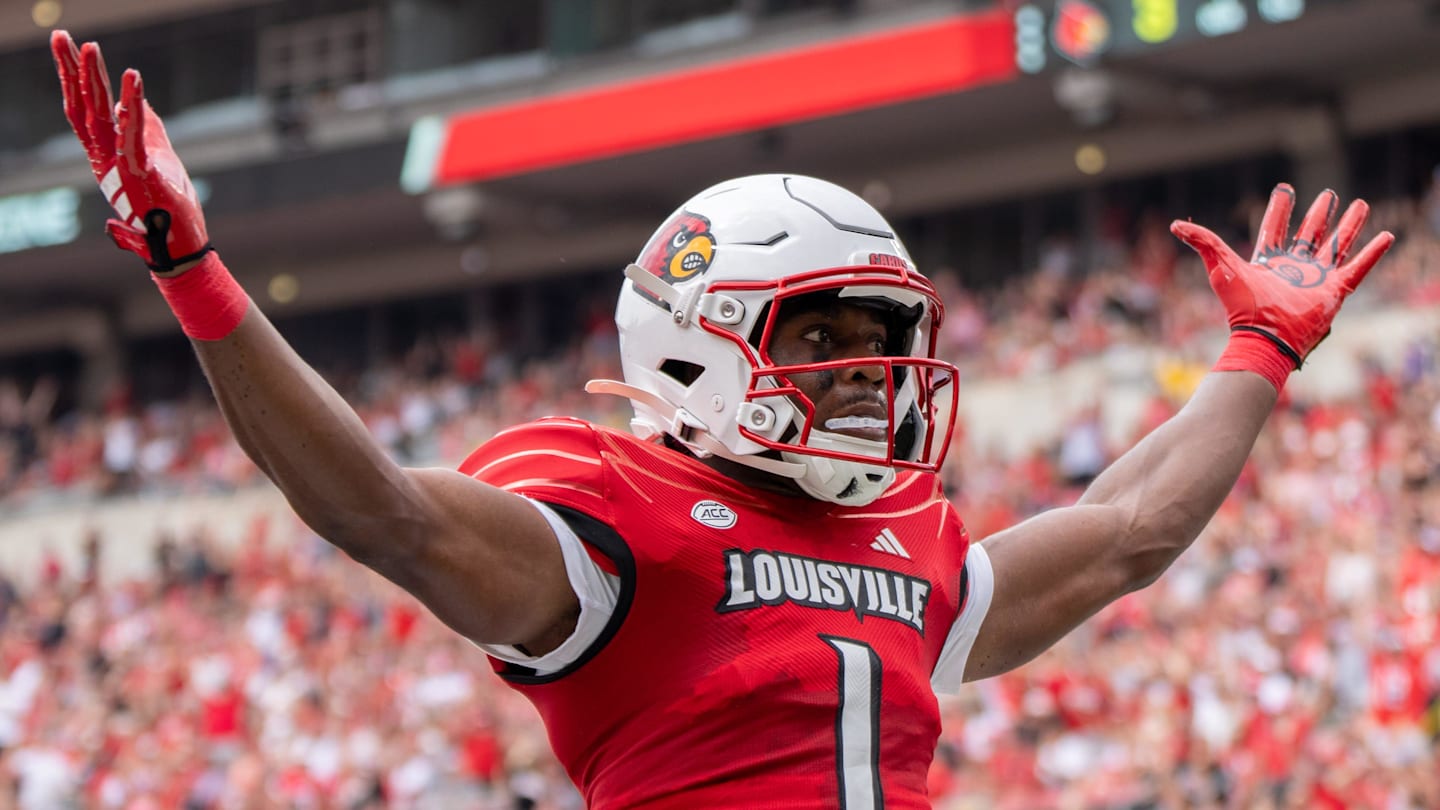 Louisville vs. SMU score prediction by expert football model