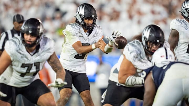 A look at the updated Coaches Poll top 25 college football rankings as we move into the Week 6 games. A look at the updated Coaches Poll top 25 college football rankings as we move into the Week 6 games.