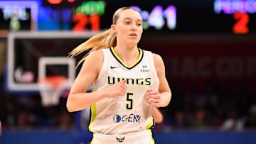 Bet the OVER on Paige Bueckers assists total on Saturday night against the Sky.