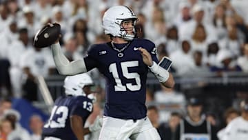 Ducks held Drew Allar to 6-12 passes for 45 yards in the first half, 69 yards of offense.