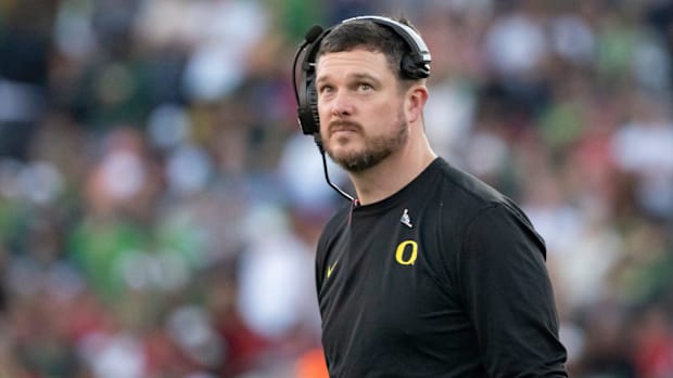 Oregon head coach Dan Lanning looks to the clock towards the end of the first half as the Oregon Ducks face the Ohio State Bu