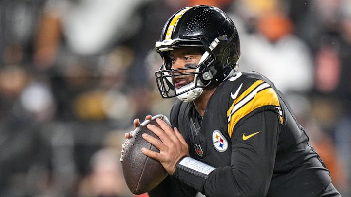 Former Pittsburgh Steelers quarterback Russell Wilson Former Pittsburgh Steelers quarterback Russell Wilson