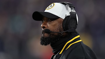 AFC Wild Card Playoffs: Pittsburgh Steelers v Baltimore Ravens