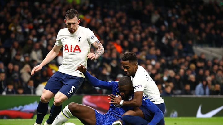 Pierre-Emile Højbjerg and Ryan Sessegnon in action vs Chelsea in January of 2022 - Once Sergio Reguilon departs the club - only Ben Davies and Dane Scarlett will remain at the club from a matchday squad two 1/2 years ago