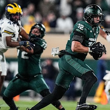 Michigan State tight end Jack Velling (12) makes a catch against Michigan during the second half at Spartan Stadium in East Lansing on Saturday, October 25, 2025.
