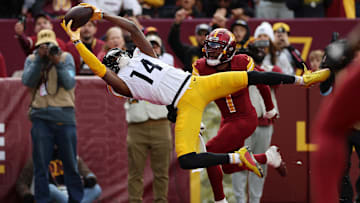 Pittsburgh Steelers v Washington Commanders
