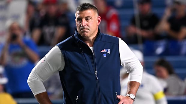  New England Patriots head coach Mike Vrabel 