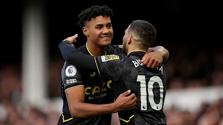 Ollie Watkins ve Emiliano Buendia