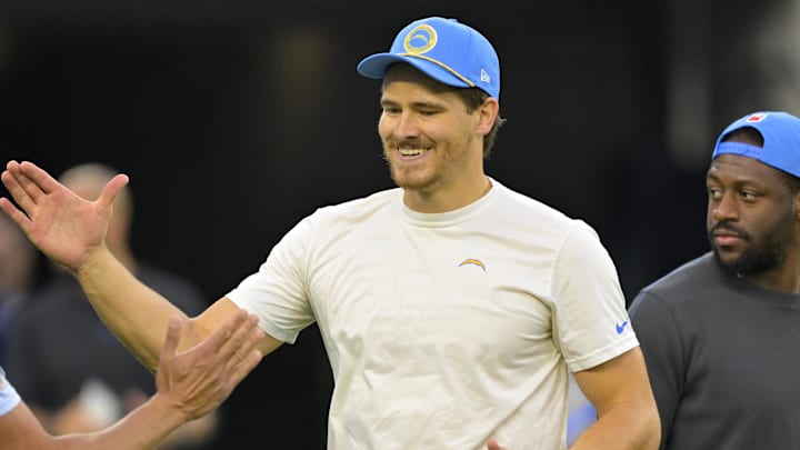 Dec 19, 2024; Inglewood, California, USA; Los Angeles Chargers quarterback Justin Herbert (10) warms up prior to the game against the Denver Broncos at SoFi Stadium. Mandatory Credit: Jayne Kamin-Oncea-Imagn Images Dec 19, 2024; Inglewood, California, USA; Los Angeles Chargers quarterback Justin Herbert (10) warms up prior to the game against the Denver Broncos at SoFi Stadium. Mandatory Credit: Jayne Kamin-Oncea-Imagn Images
