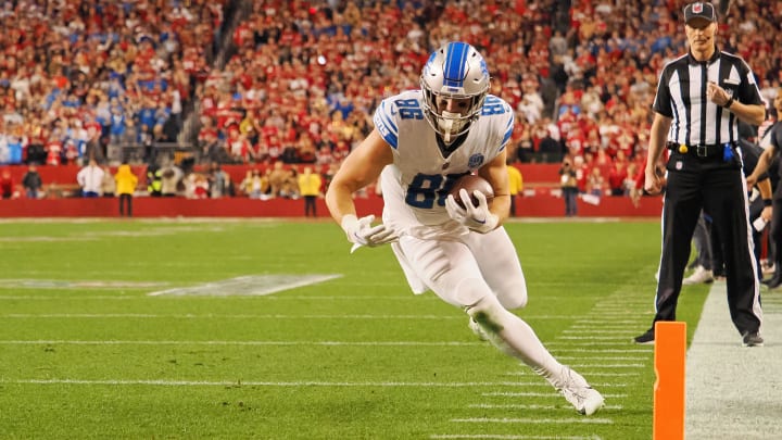 Jan 28, 2024; Santa Clara, CA; Detroit Lions tight end Anthony Firkser (86) runs with the ball against the San Francisco 49ers during the second half of the NFC Championship football game at Levi's Stadium.  