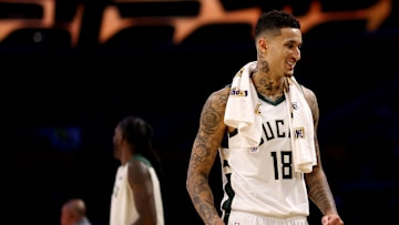 Milwaukee Bucks v Los Angeles Lakers