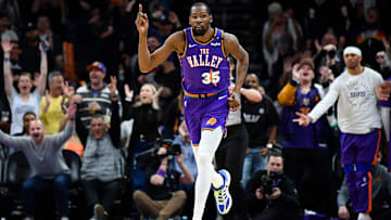 Los Angeles Clippers v Phoenix Suns