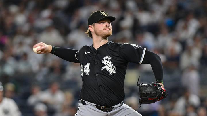 Sep 23, 2025; Bronx, New York, USA; Chicago White Sox pitcher Shane Smith (64) pitches against the New York Yankees during the first inning at Yankee Stadium. Mandatory Credit: John Jones-Imagn Images