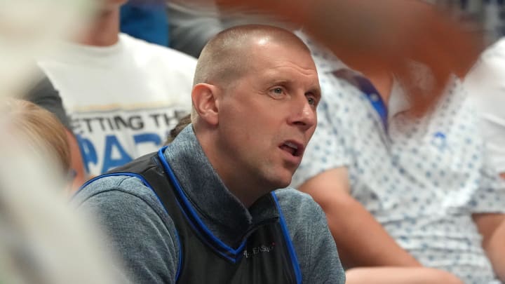 Kentucky head coach Mark Pope cheers on La Familia against Herd That in the Lexington Regional Final of the TBT.
July 23, 2024