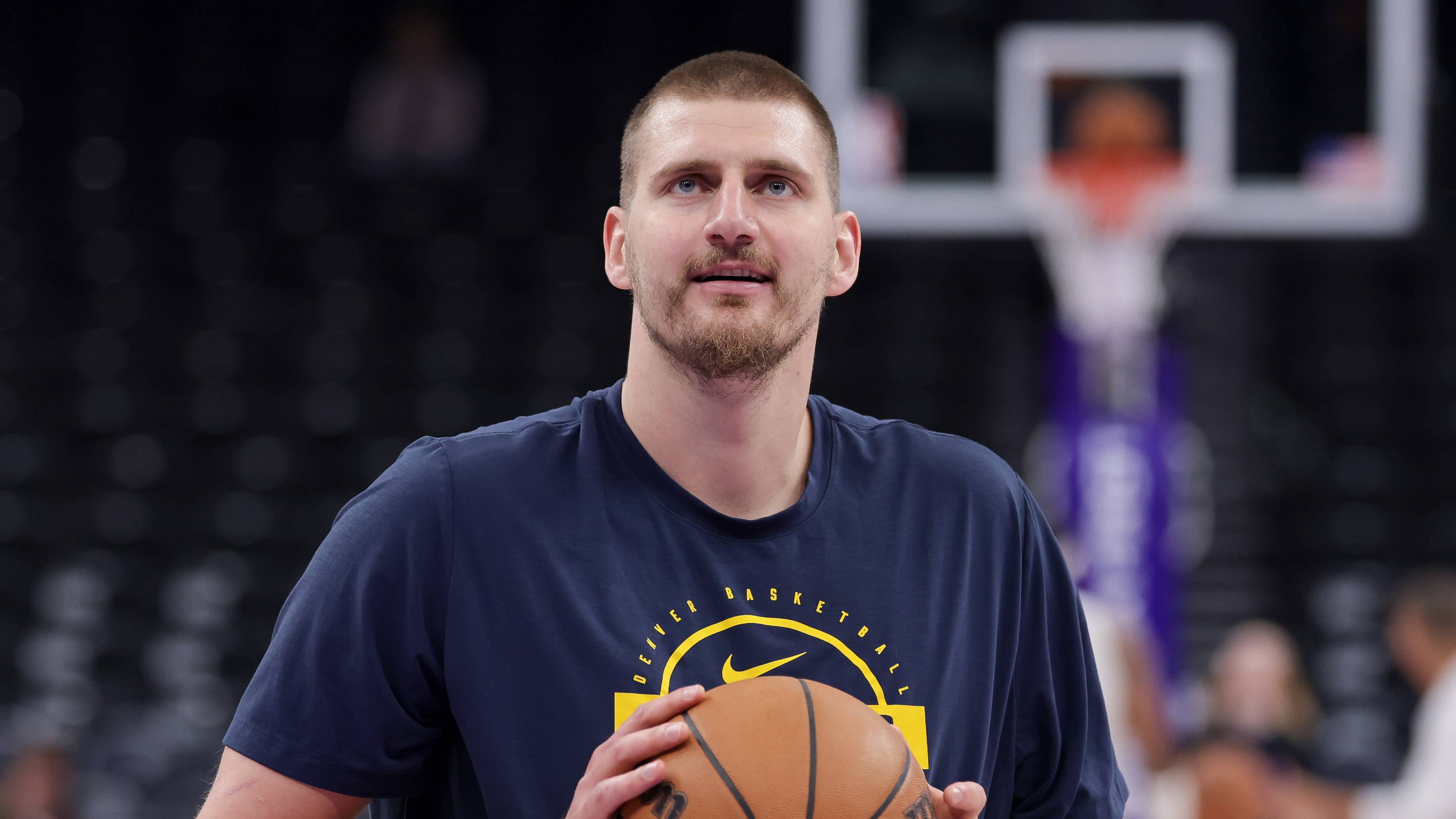 Nikola Jokic’s three-point touch opens the paint for Nuggets to attack