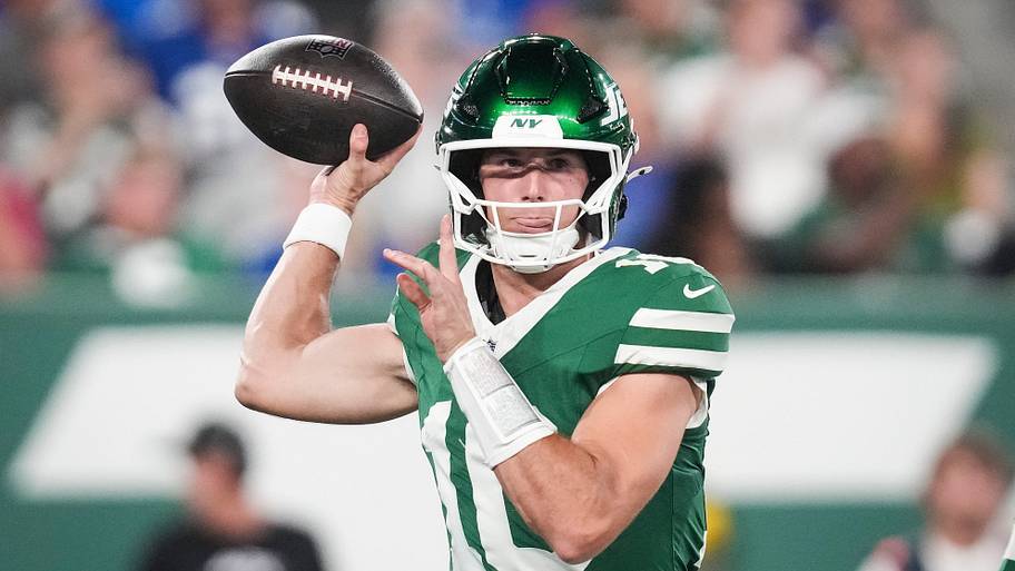 New York Jets quarterback Cade Klubnik