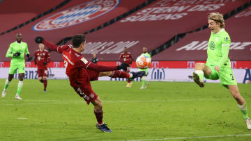 Lewandowski cảm kích khi được Messi khen ngợi