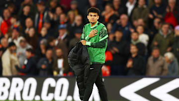 Jogador havia feito apelo para que libertassem seu pai