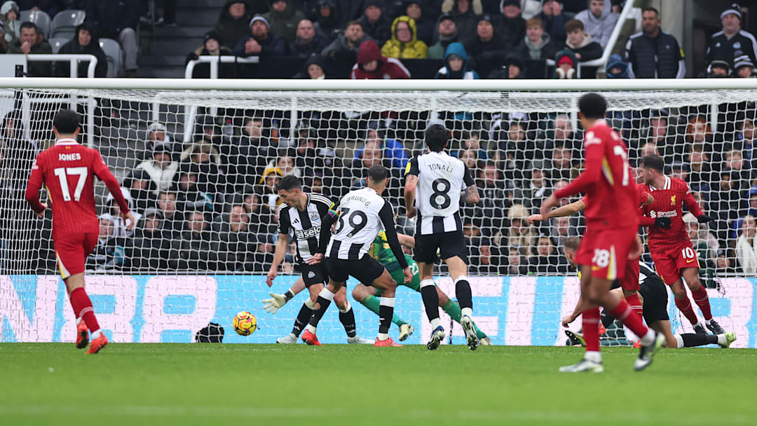 Newcastle United FC v Liverpool FC - Premier League