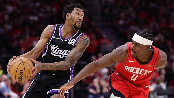Sacramento Kings v Houston Rockets