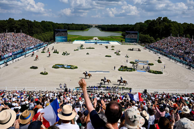 In the jumping team final, Great Britain took home the gold, while the U.S. earned silver and France won the bronze medal.