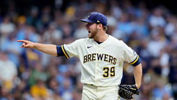 Wild Card Series - Arizona Diamondbacks v Milwaukee Brewers - Game One