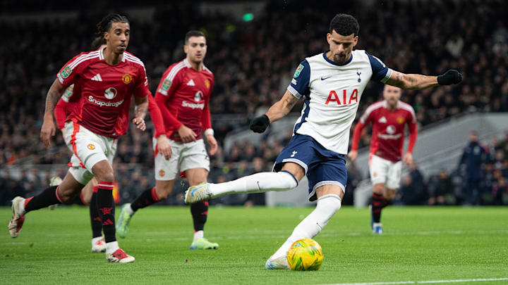 Tottenham e Manchester United disputam título continental nesta quarta-feira (21) Tottenham e Manchester United disputam título continental nesta quarta-feira (21)