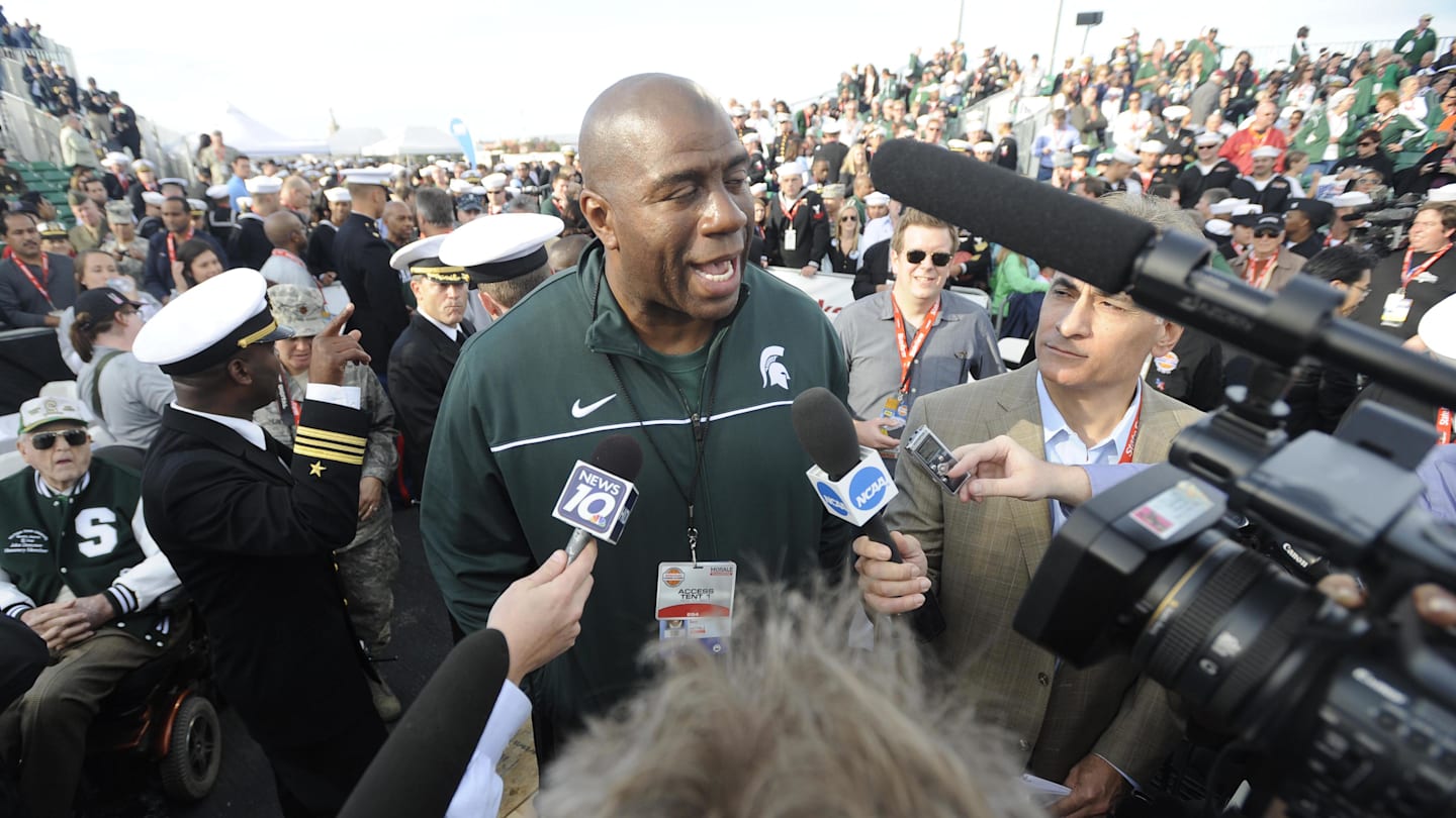 NBA Legend Magic Johnson Reacts To Michigan State-Maryland Game