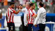 Alexis Vega sigue sin renovar con Chivas