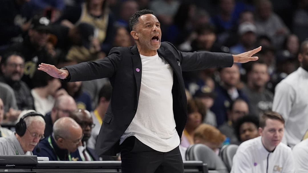 Mar 13, 2025; Charlotte, NC, USA; Georgia Tech Yellow Jackets head coach Damon Stoudamire during the first half against the Duke Blue Devils at Spectrum Center. Mandatory Credit: Jim Dedmon-Imagn Images
