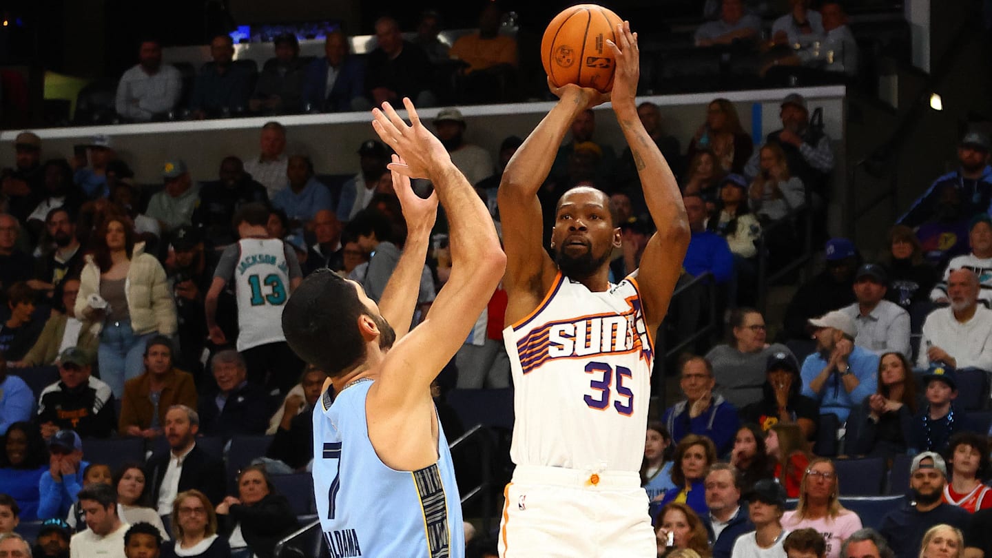 NBA Insider Speculates Kevin Durant’s Time With Suns Has Expiration Date