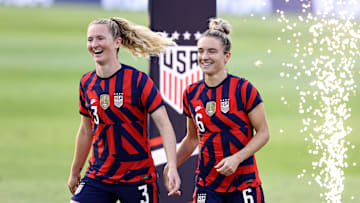 Sam (left) and Kristie Mewis are the most-capped sisters in USWNT history.