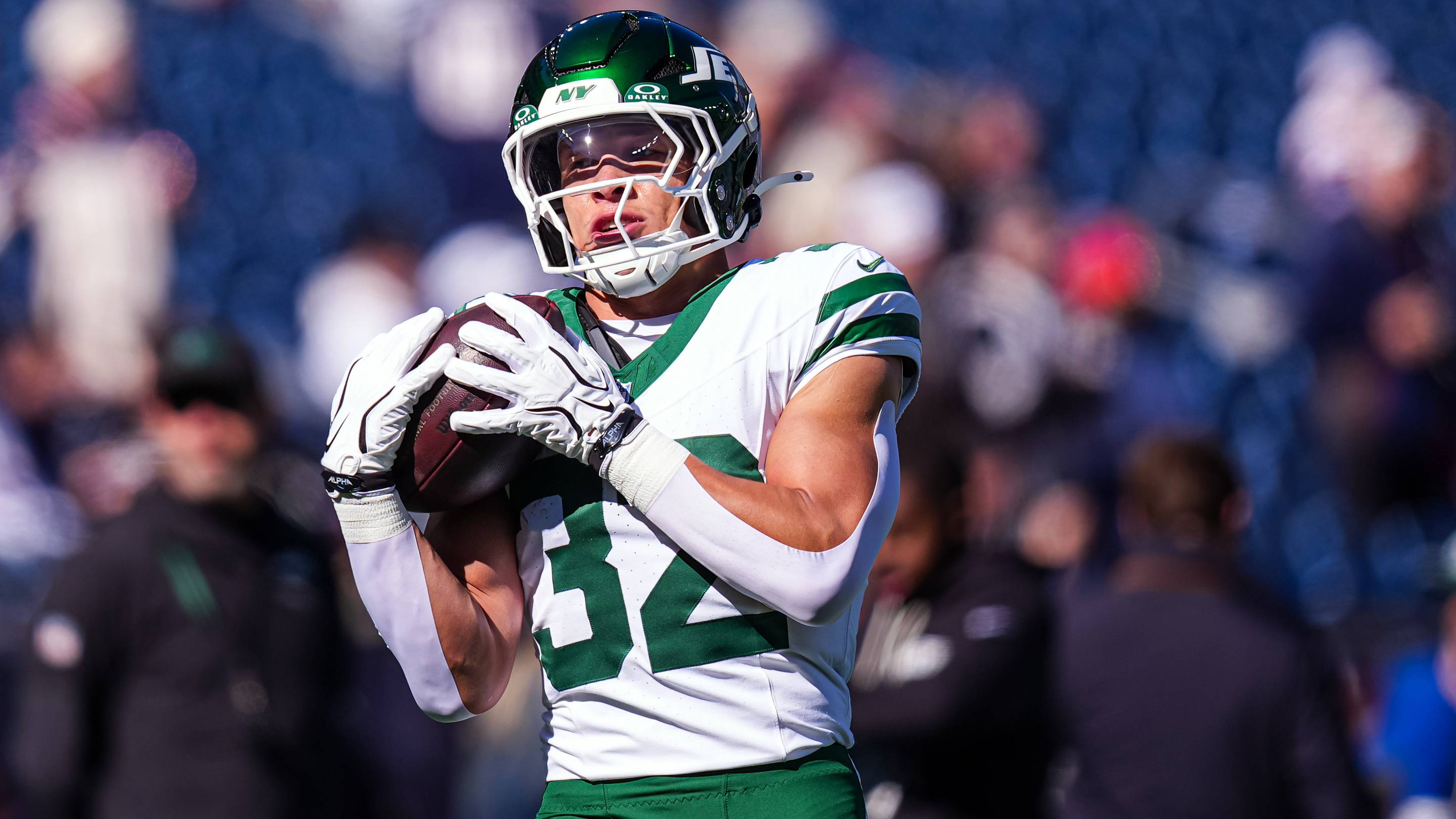 Isaiah Davis's Jets Future on the Line With Breece Hall Officially Questionable vs. Dolphins