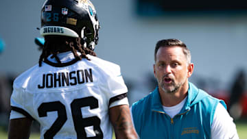 Jacksonville Jaguars defensive coordinator Anthony Campanile coaches up Jacksonville Jaguars safety Antonio Johnson (26) during the Jacksonville Jaguars’ third mandatory minicamp Thursday June 12, 2025 at the Miller Electric Center in Jacksonville, Fla. [Doug Engle/Florida Times-Union]