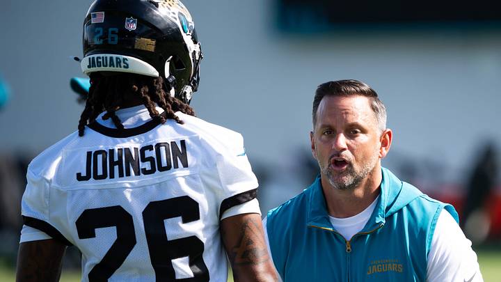 Jacksonville Jaguars defensive coordinator Anthony Campanile coaches up Jacksonville Jaguars safety Antonio Johnson (26) during the Jacksonville Jaguars’ third mandatory minicamp Thursday June 12, 2025 at the Miller Electric Center in Jacksonville, Fla. [Doug Engle/Florida Times-Union]