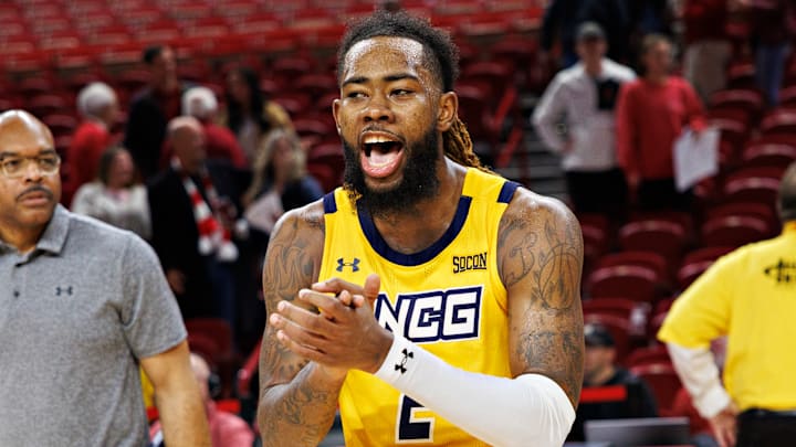 UNC Greensboro v Arkansas