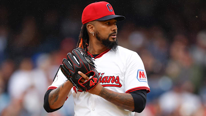 Los Angeles Dodgers v Cleveland Guardians