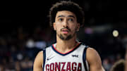 Gonzaga Bulldogs guard Braeden Smith (3).