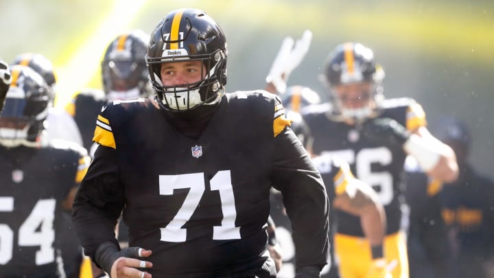 Nov 12, 2023; Pittsburgh, Pennsylvania, USA;  Pittsburgh Steelers guard Nate Herbig (71) takes the field against the Green Bay Packers at Acrisure Stadium. Mandatory Credit: Charles LeClaire-USA TODAY Sports