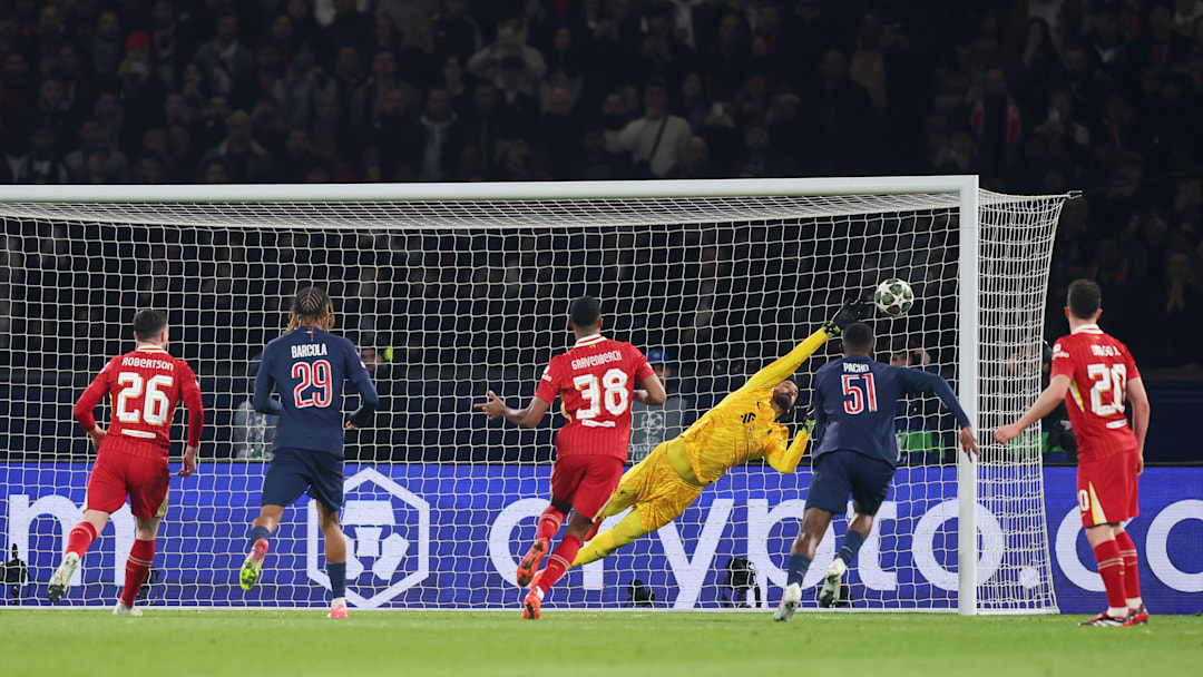 Paris Saint-Germain v Liverpool FC - UEFA Champions League 2024/25 Round of 16 First Leg