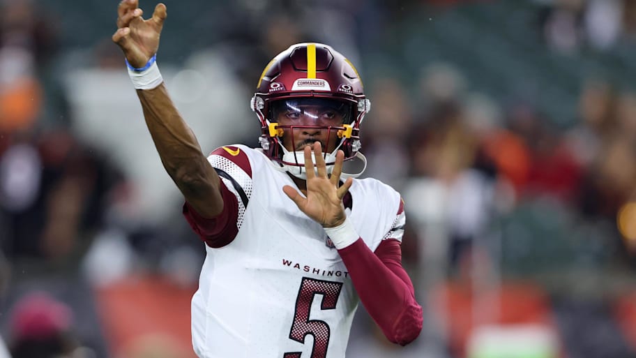 Commanders QB Jayden Daniels Sets NFL Rookie Record