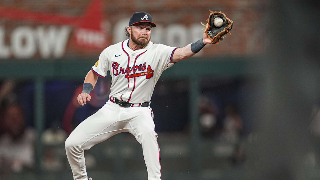 The Braves clear roster space by shipping off two players to Tampa Bay