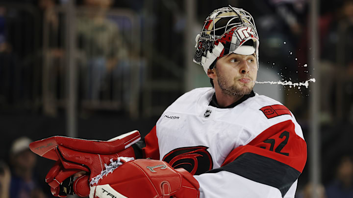 Carolina Hurricanes v New York Rangers