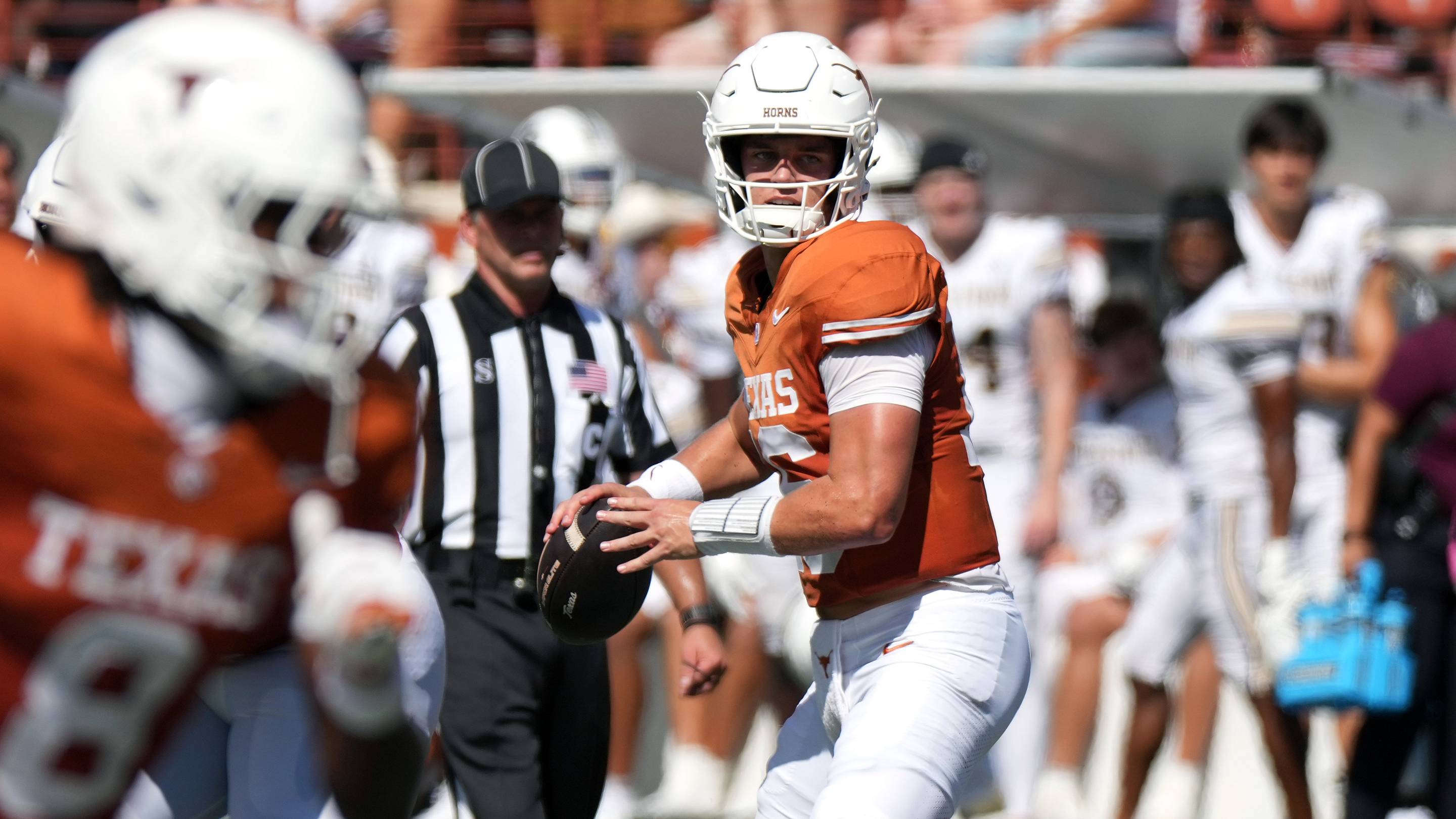 Jets Should Be Intrigued by What They're Seeing From 2027 QB Prospects (Including Arch Manning)