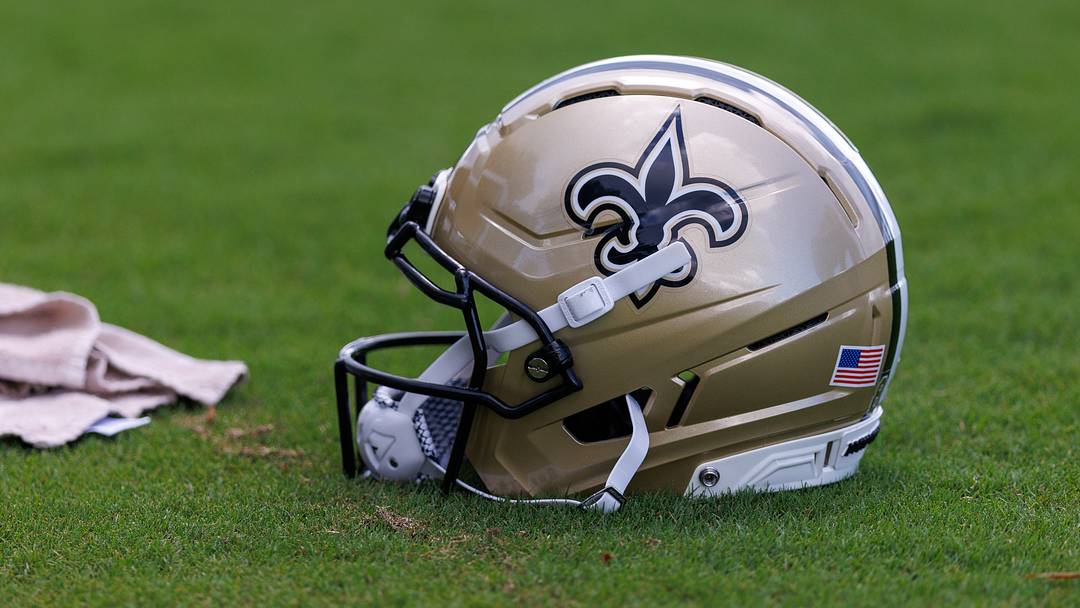 New Orleans Saints helmet New Orleans Saints helmet