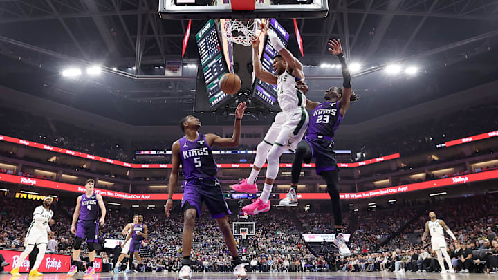 Milwaukee Bucks v Sacramento Kings