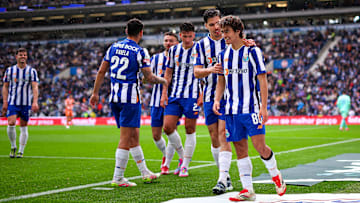 L'équipe du FC Porto dans ses couleurs traditionnelles