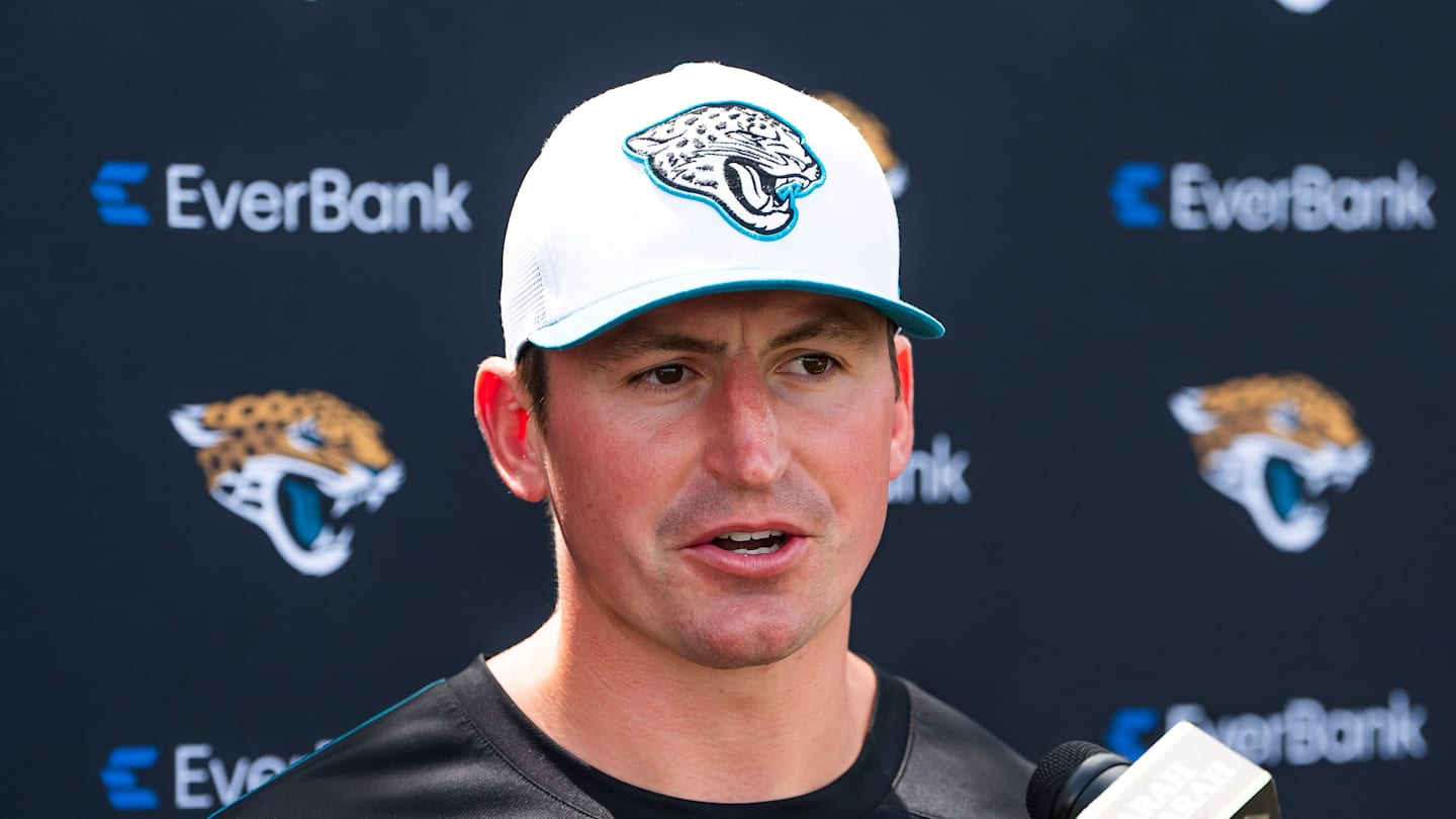 Jaguars Develop Travis Hunter as Two-Way Offensive, Defensive Rookie